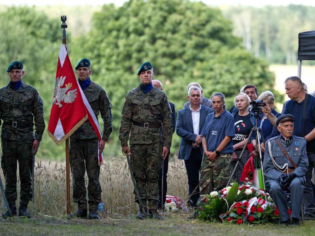 Pamięci Puszczyka i jego oddziału w Niedziałkach