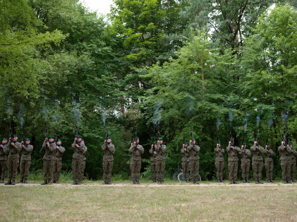 Pamięci Puszczyka i jego oddziału w Niedziałkach