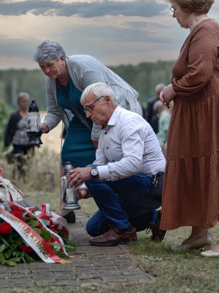 Pamięci Puszczyka i jego oddziału w Niedziałkach