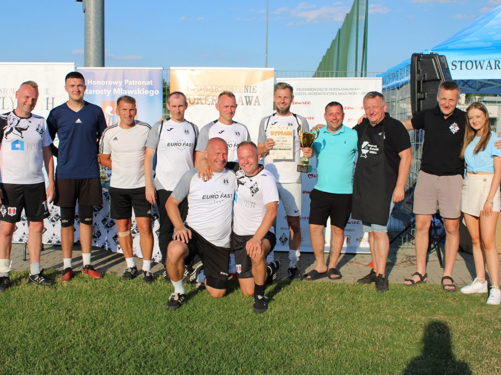 Szerszenie pokąsały konkurentów. Puchar dla Athletic Hornets.