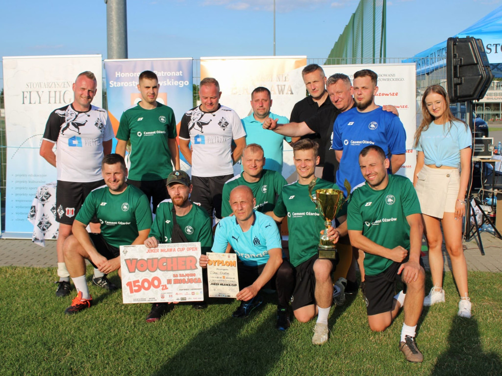 Szerszenie pokąsały konkurentów. Puchar dla Athletic Hornets.