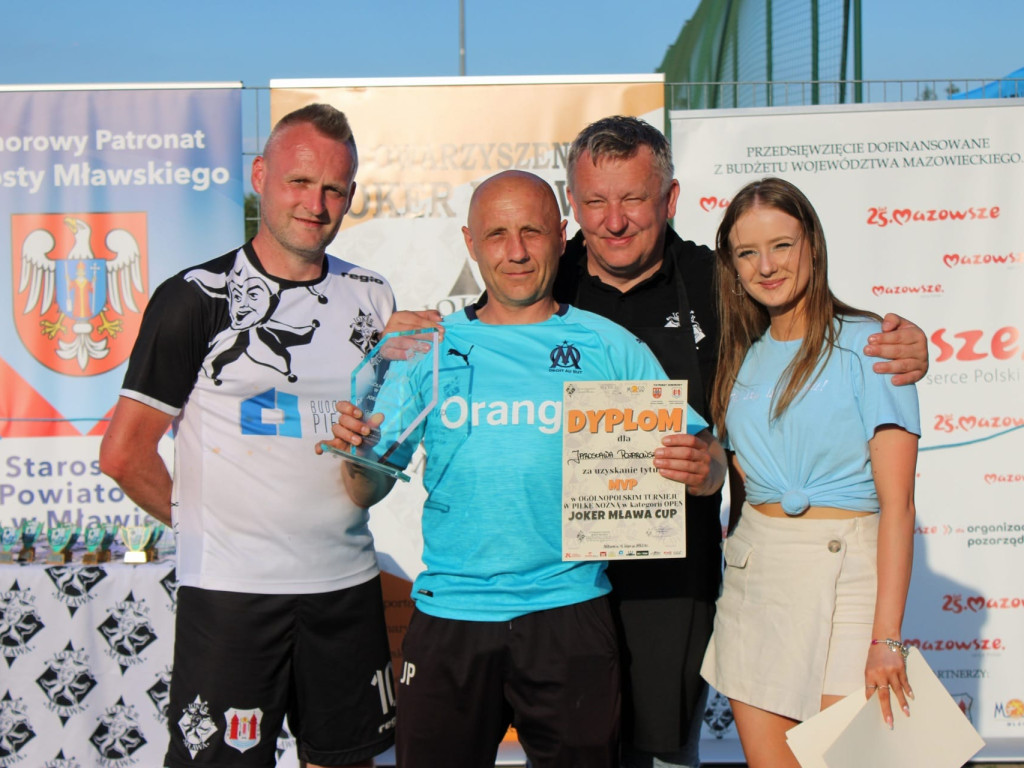 Szerszenie pokąsały konkurentów. Puchar dla Athletic Hornets.