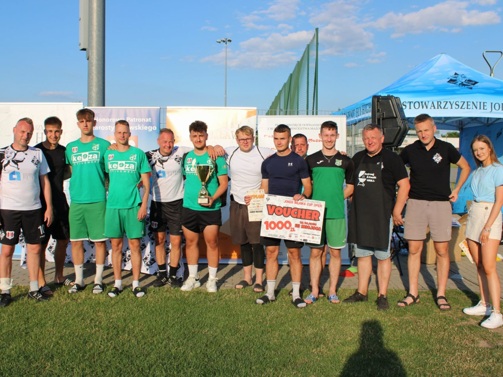 Szerszenie pokąsały konkurentów. Puchar dla Athletic Hornets.