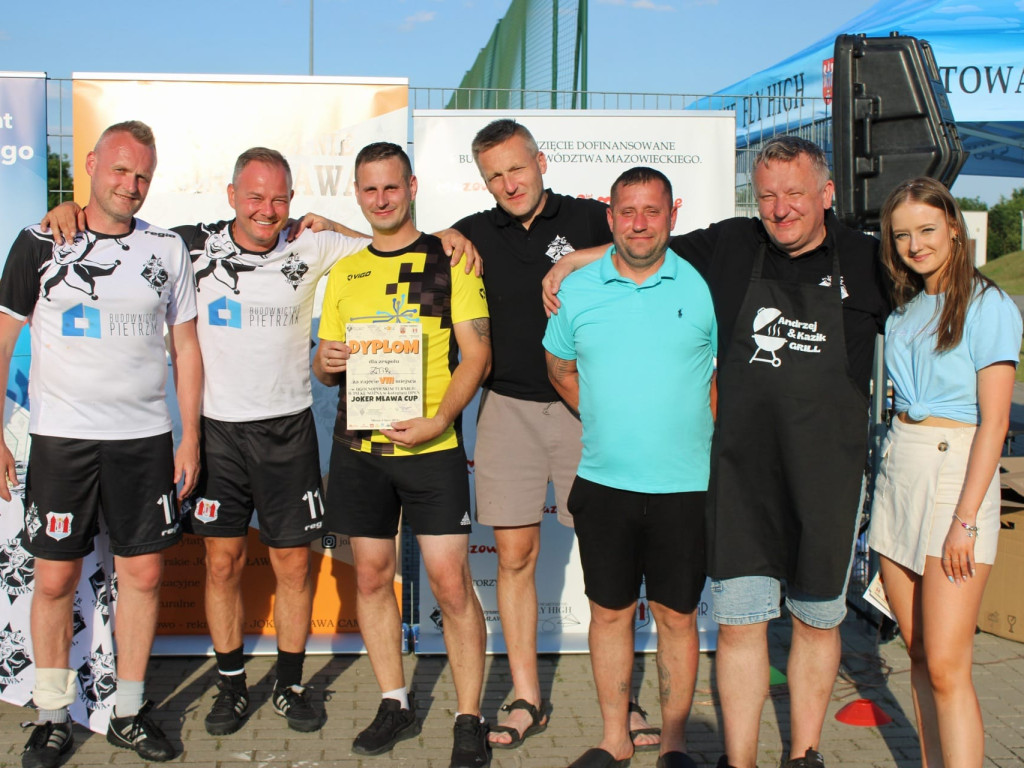 Szerszenie pokąsały konkurentów. Puchar dla Athletic Hornets.