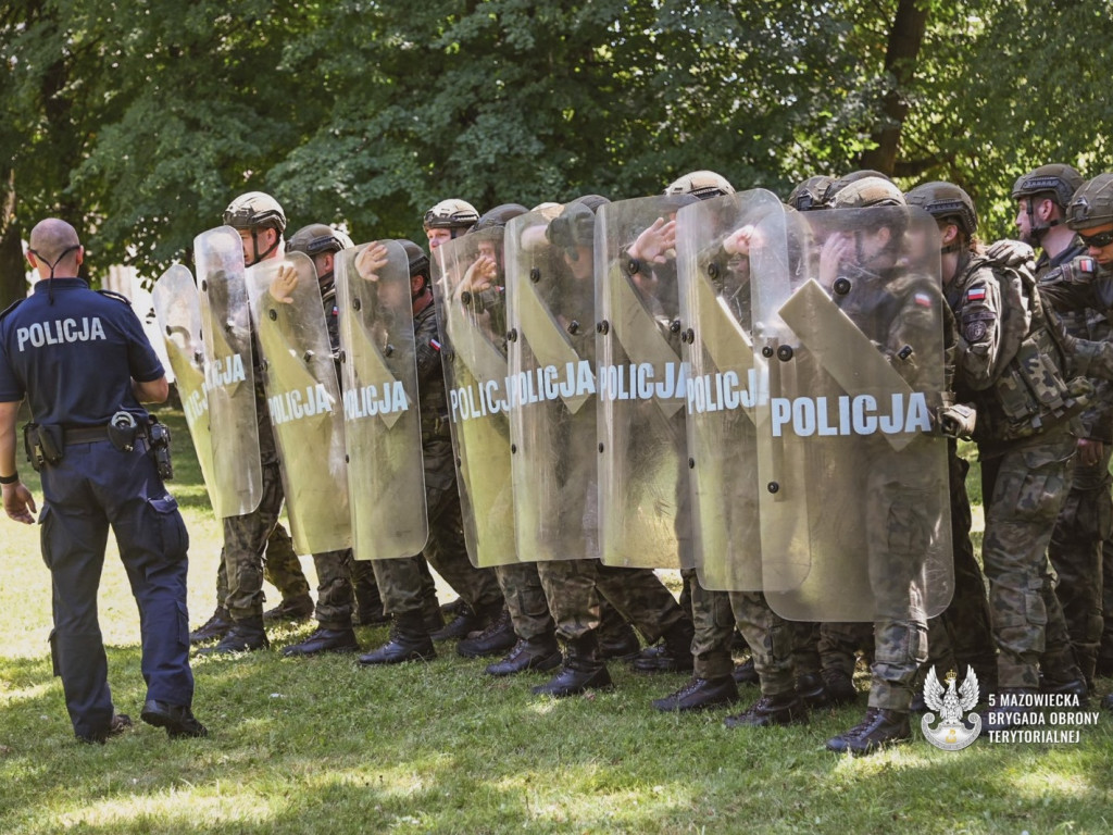 Policja szkoli Terytorialsów broniących granicy