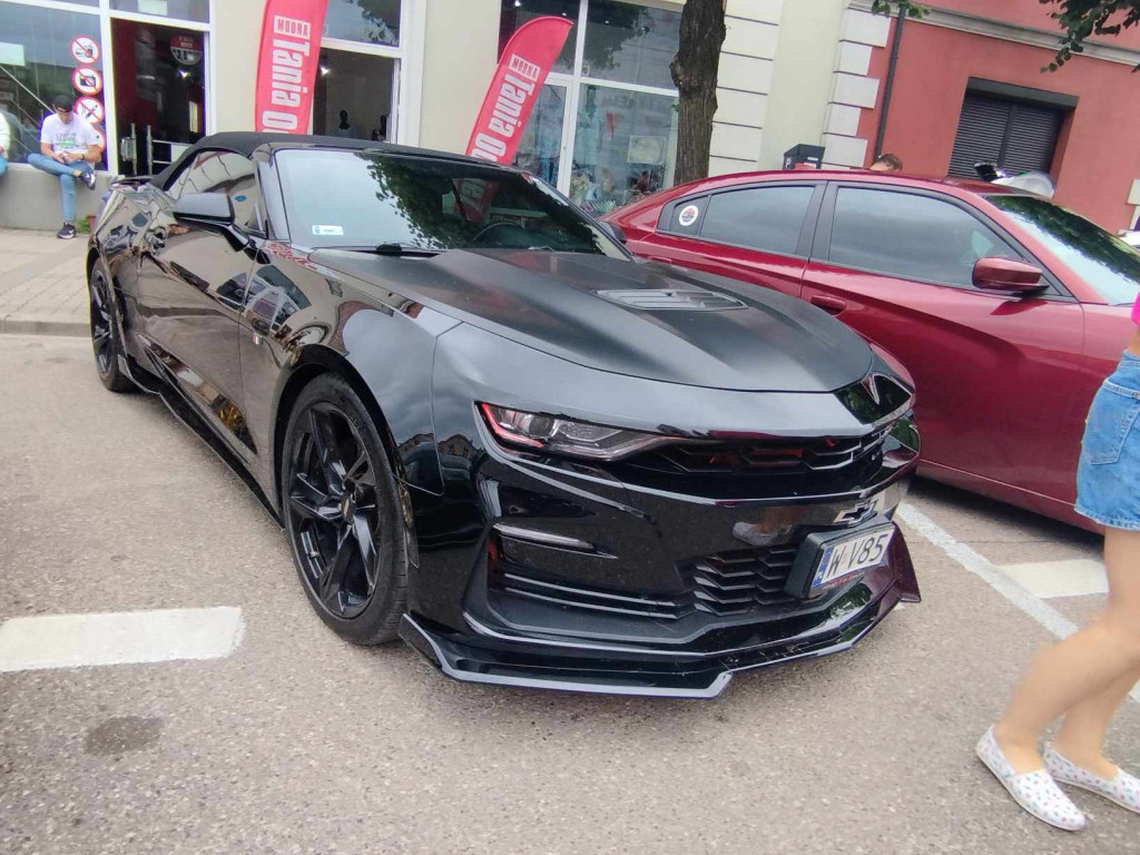 Jarmark Wojciechowy i pokaz niezwykłych samochodów