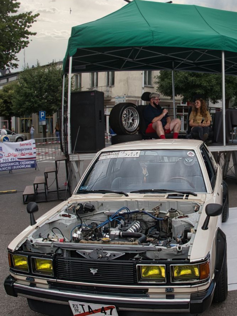 W centrum Mławy najlepsze auta tuningowe z całej Polski