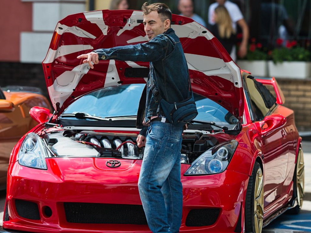 W centrum Mławy najlepsze auta tuningowe z całej Polski