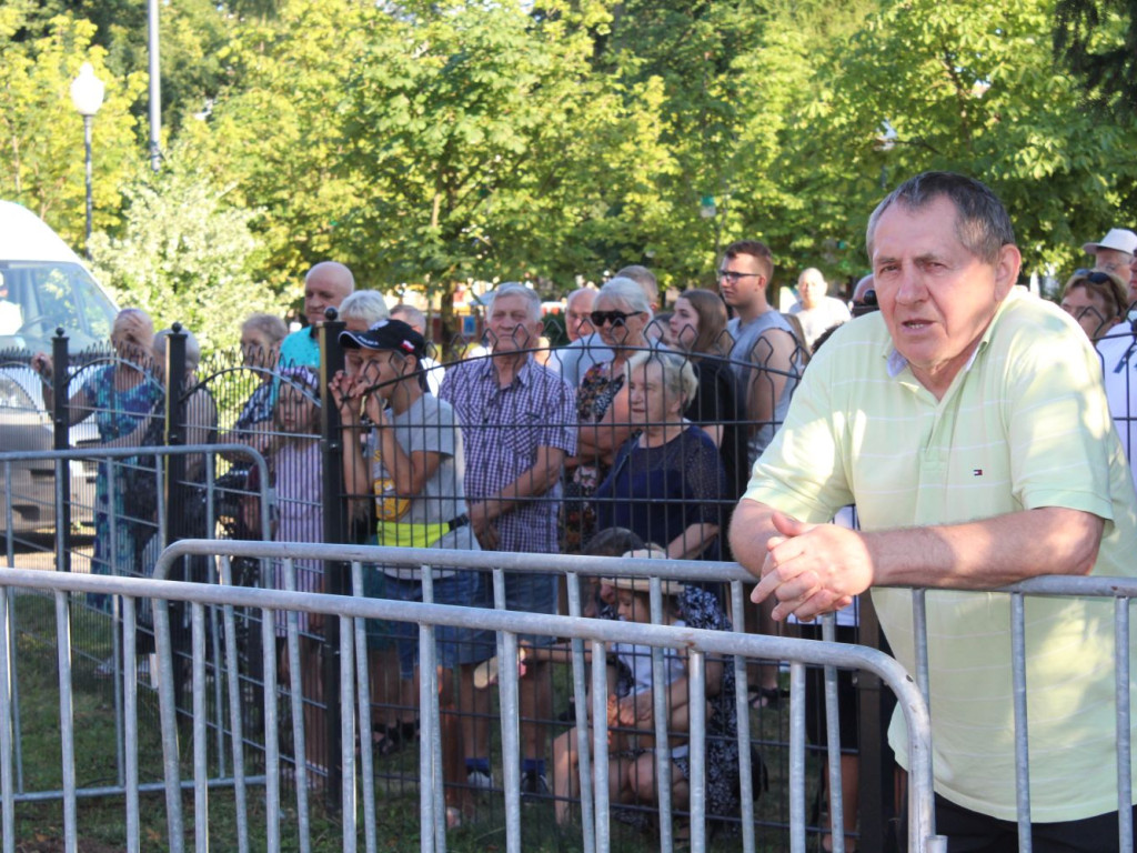 Publiczność gorąco oklaskiwała Warszawską Orkiestrę Sentymentalną