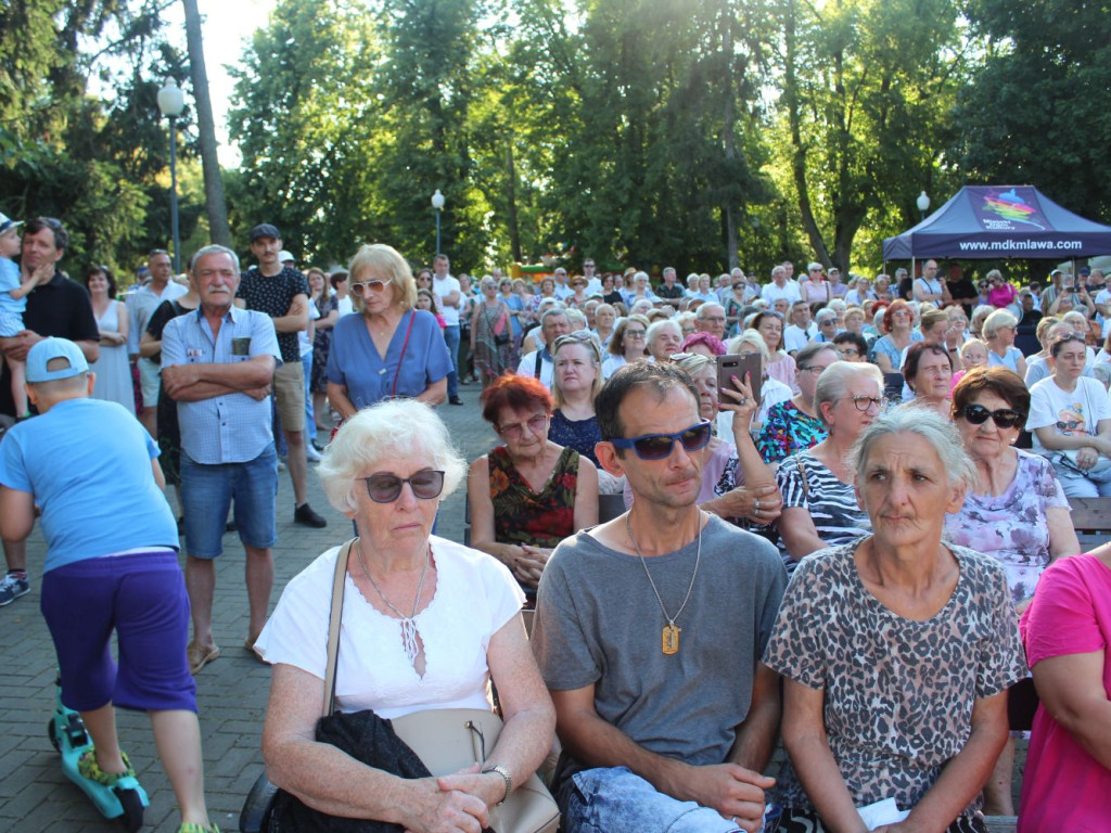Publiczność gorąco oklaskiwała Warszawską Orkiestrę Sentymentalną