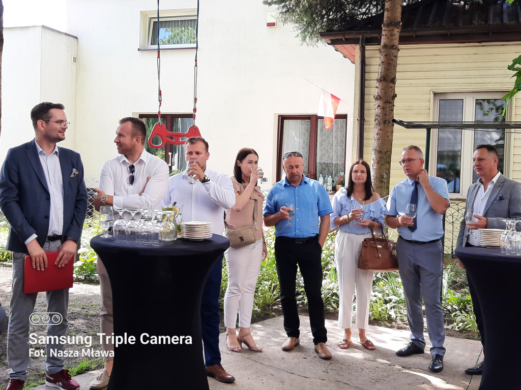 Poseł RP Maria Koźlakiewicz otworzyła biuro poselskie w Mławie