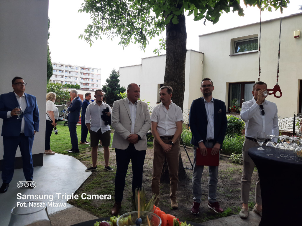 Poseł RP Maria Koźlakiewicz otworzyła biuro poselskie w Mławie