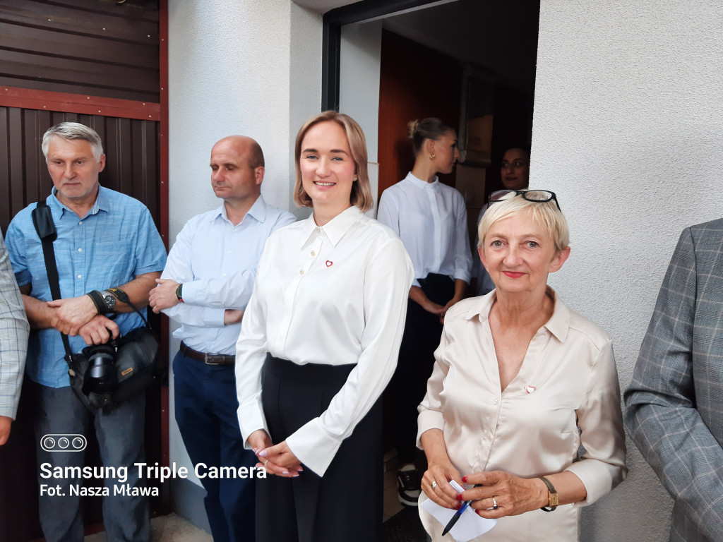 Poseł RP Maria Koźlakiewicz otworzyła biuro poselskie w Mławie
