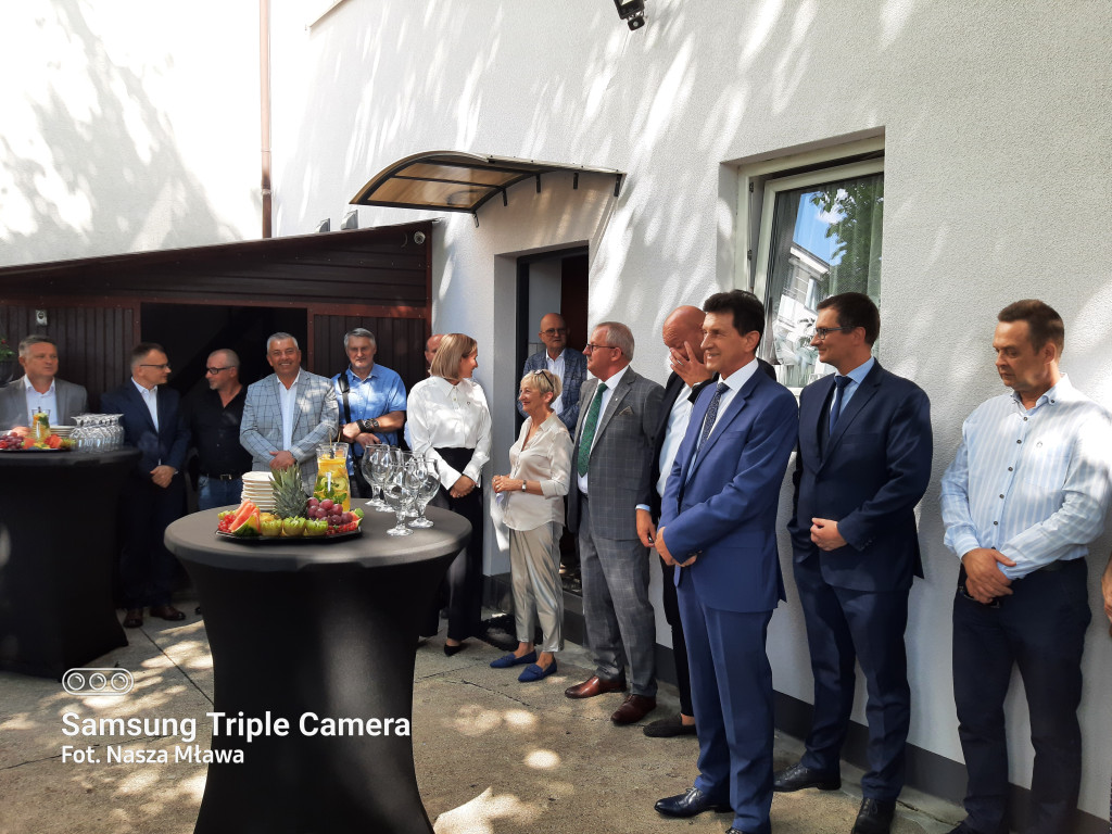 Poseł RP Maria Koźlakiewicz otworzyła biuro poselskie w Mławie