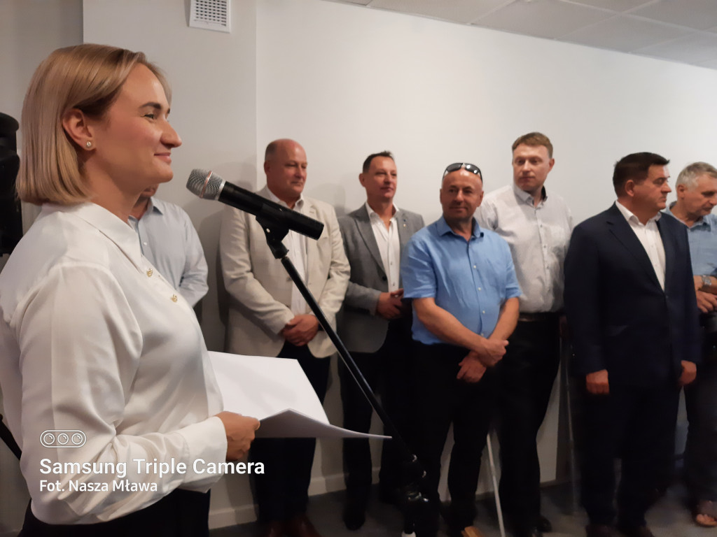 Poseł RP Maria Koźlakiewicz otworzyła biuro poselskie w Mławie