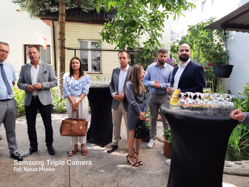 Poseł RP Maria Koźlakiewicz otworzyła biuro poselskie w Mławie