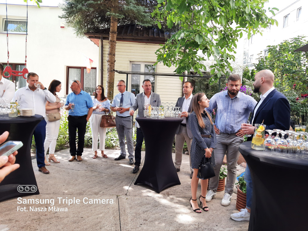 Poseł RP Maria Koźlakiewicz otworzyła biuro poselskie w Mławie