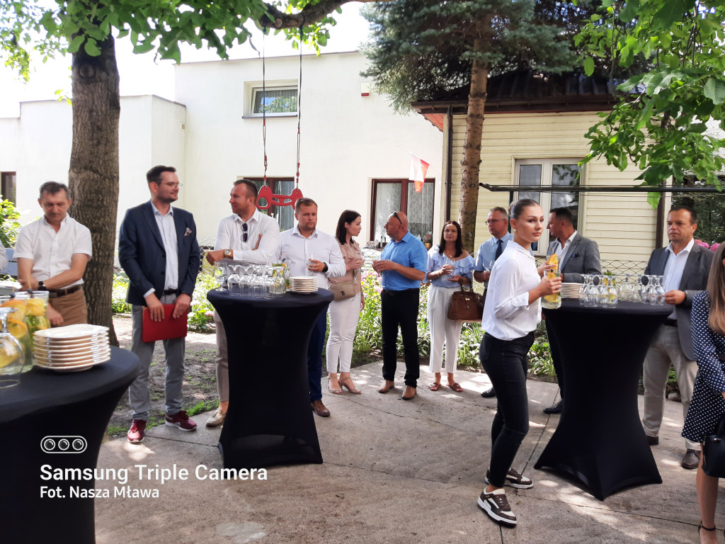 Poseł RP Maria Koźlakiewicz otworzyła biuro poselskie w Mławie