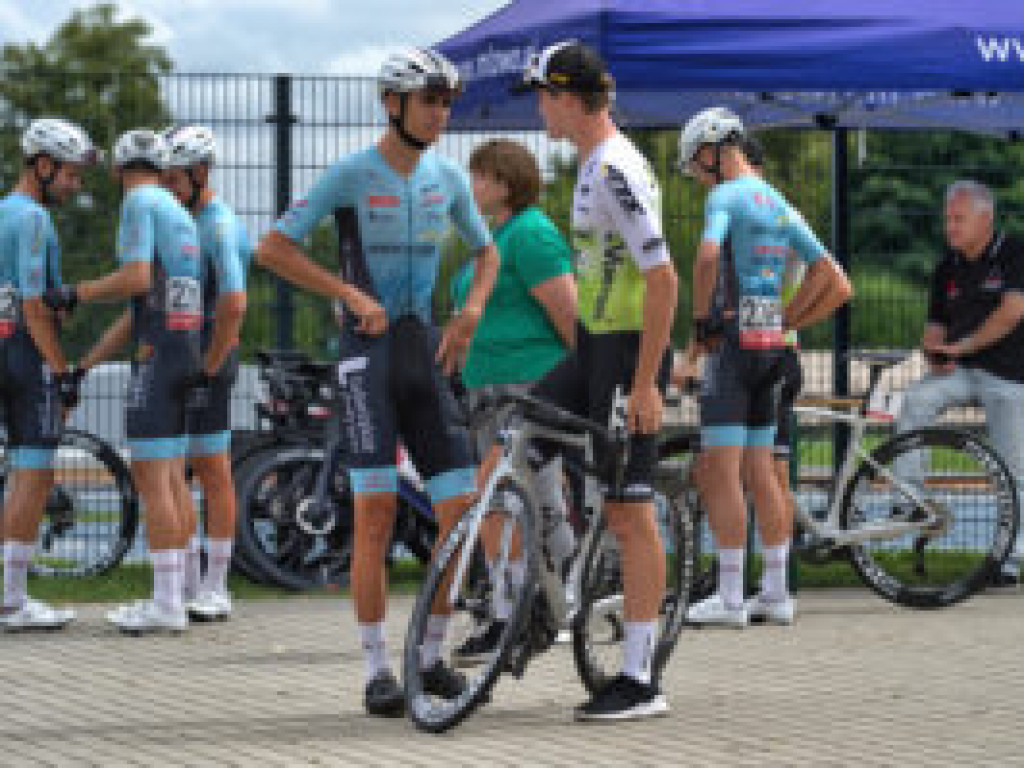 Peleton w obiektywie Jakubowskiego