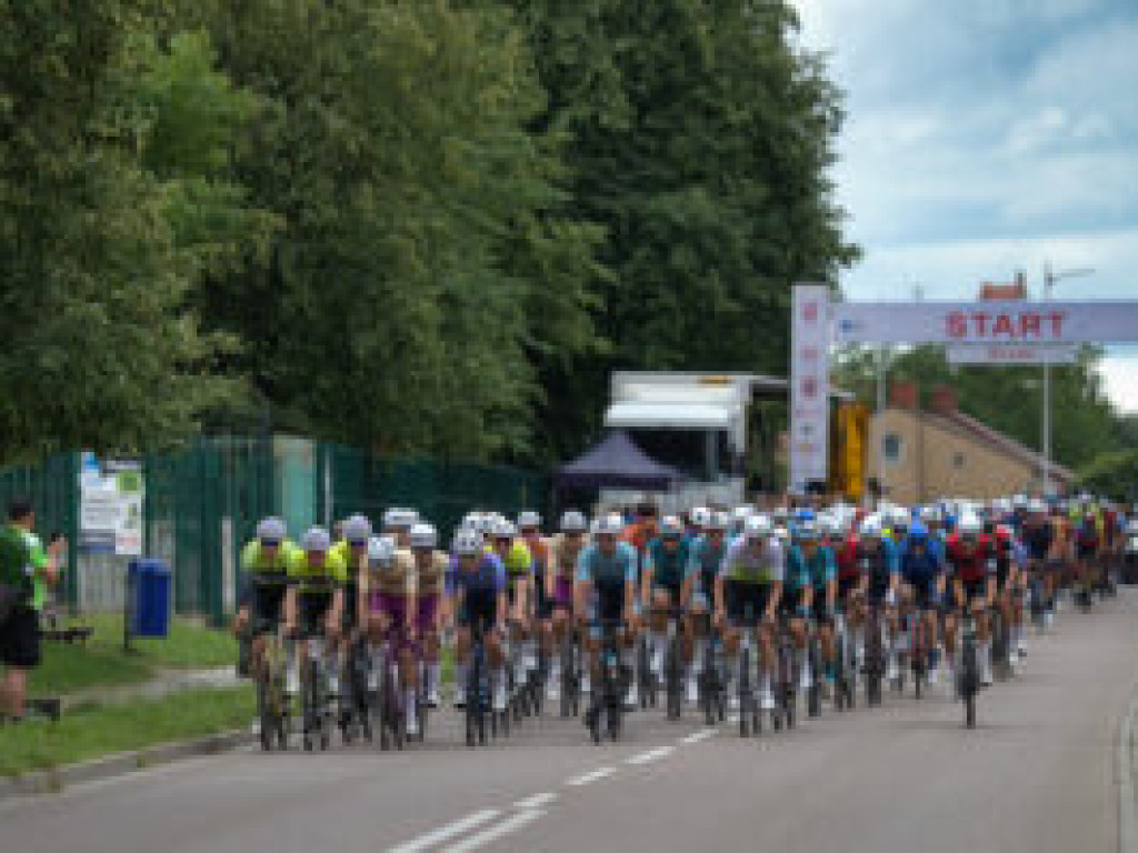 Peleton w obiektywie Jakubowskiego