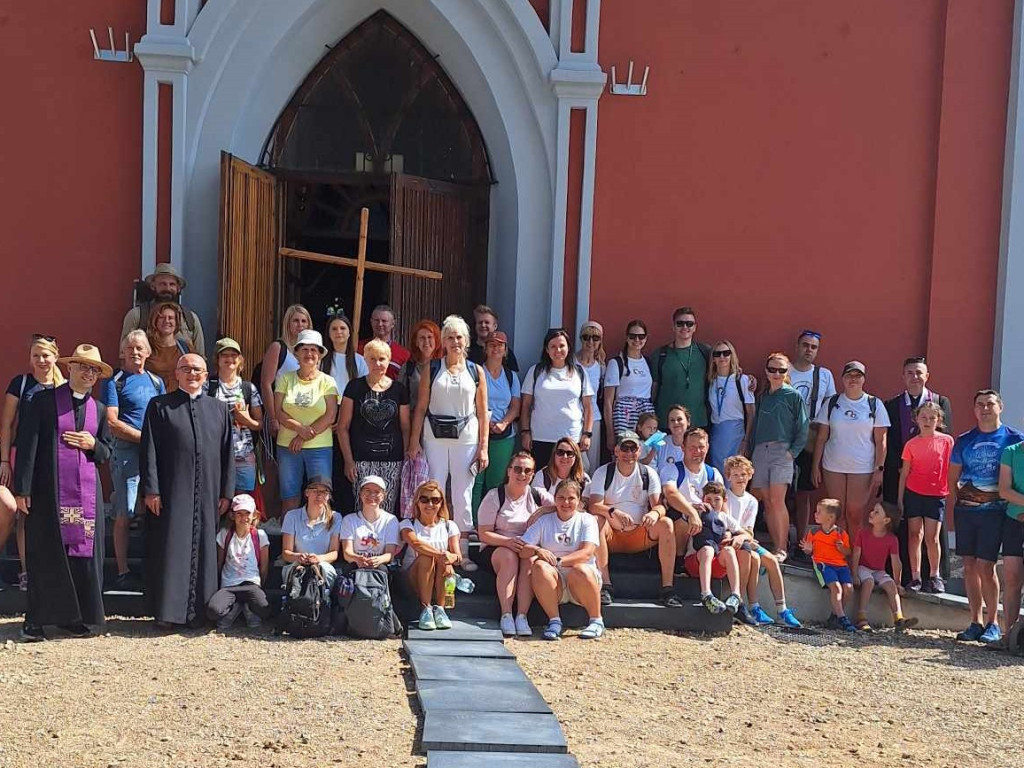 Pielgrzymi z Mławy na trasie 