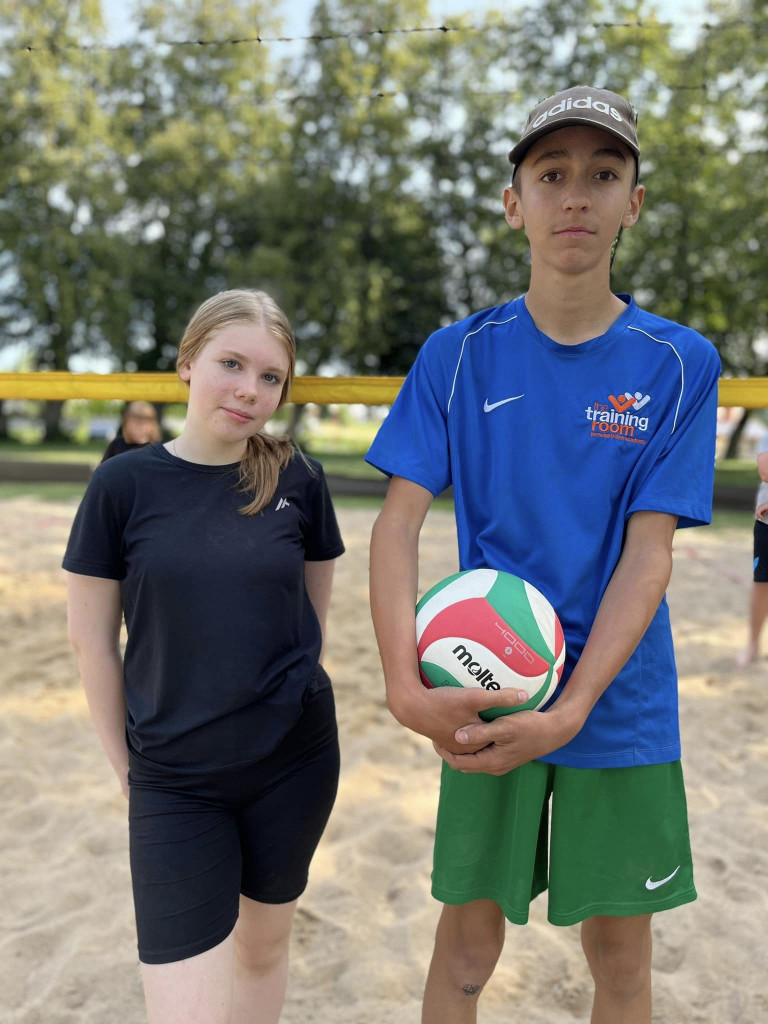 Stupsk na piasku. Jedenaście duetów na starcie