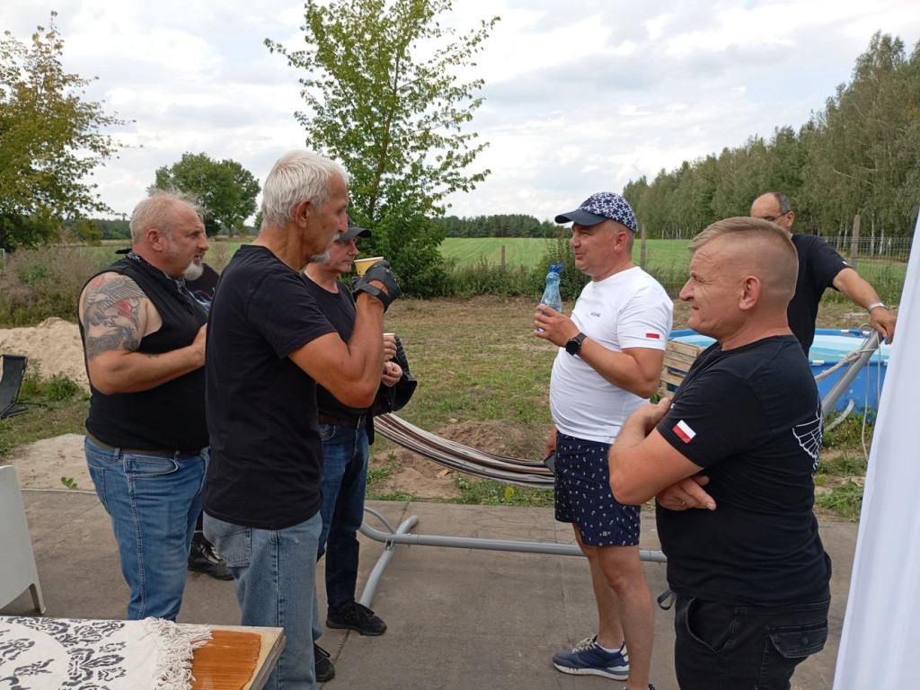 Motocykliści w domu dla zwierząt. Byli pod wrażeniem