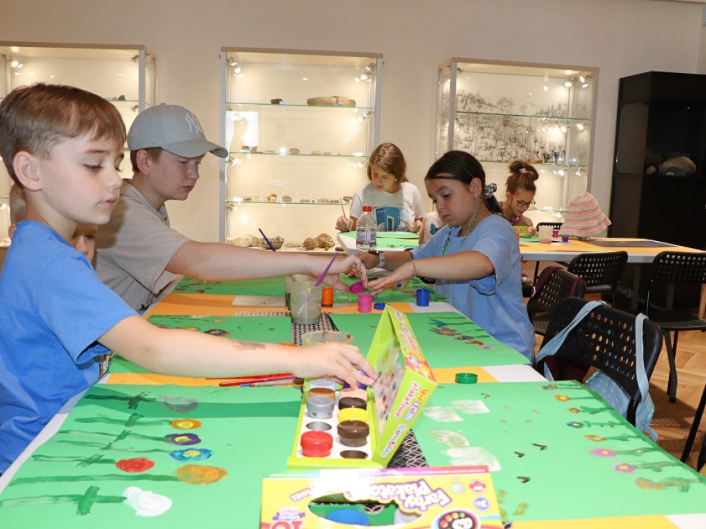 120 dzieci wzięło udział w wakacyjnej przygodzie z muzeum