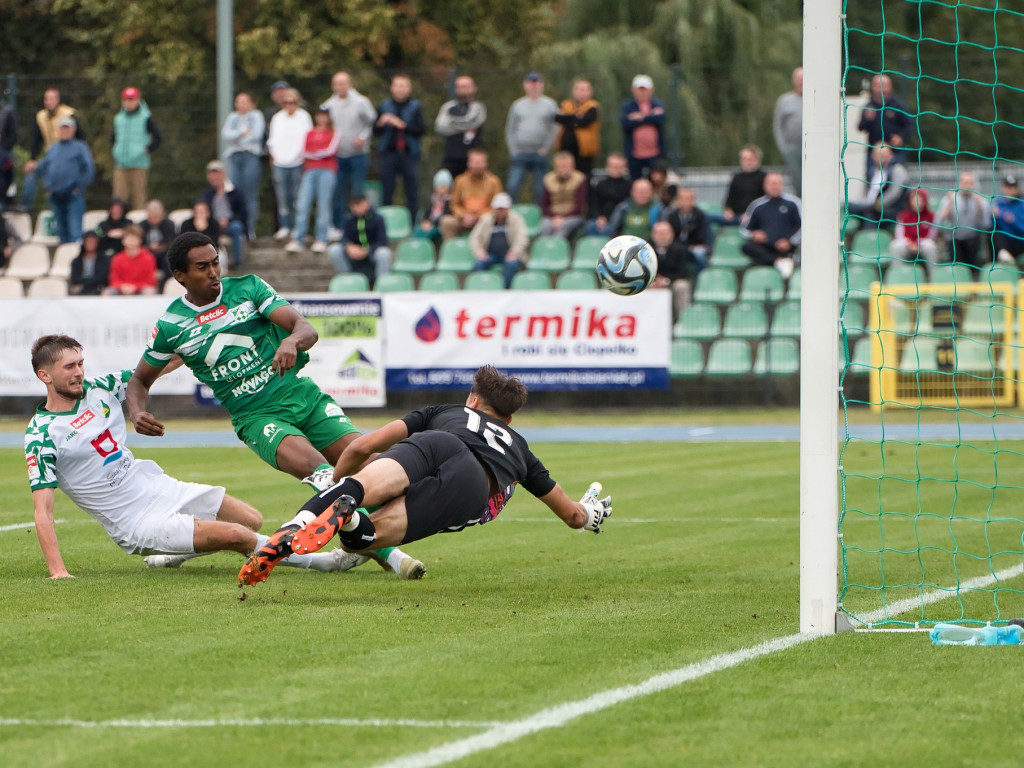 Jureczko jak lotnik. Mławianka wygrywa w domu