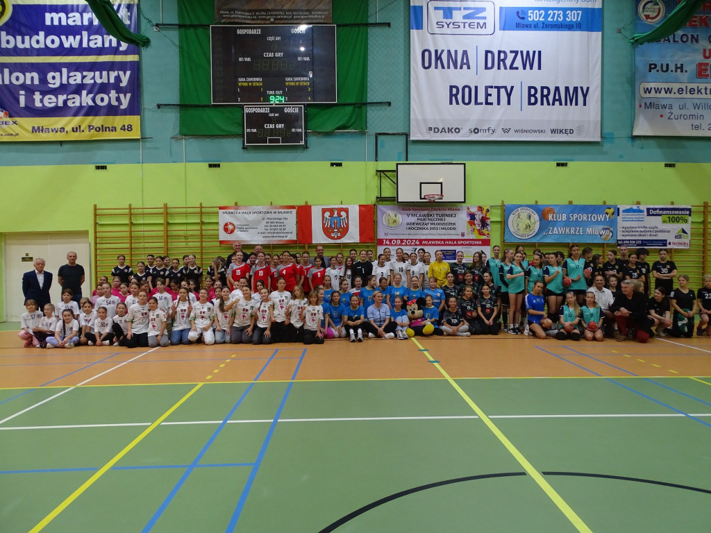 Jubileusz na boisku. Piłkarki na topie