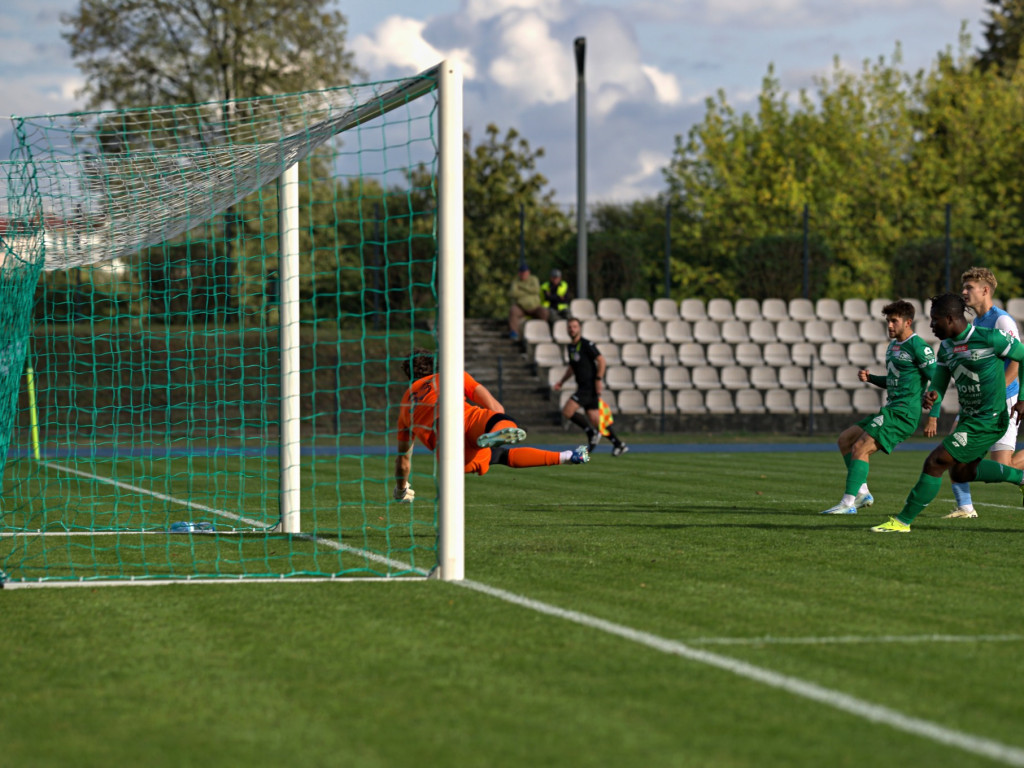 Na piątkę z Victorią. Kolejna kanonada w Mławie
