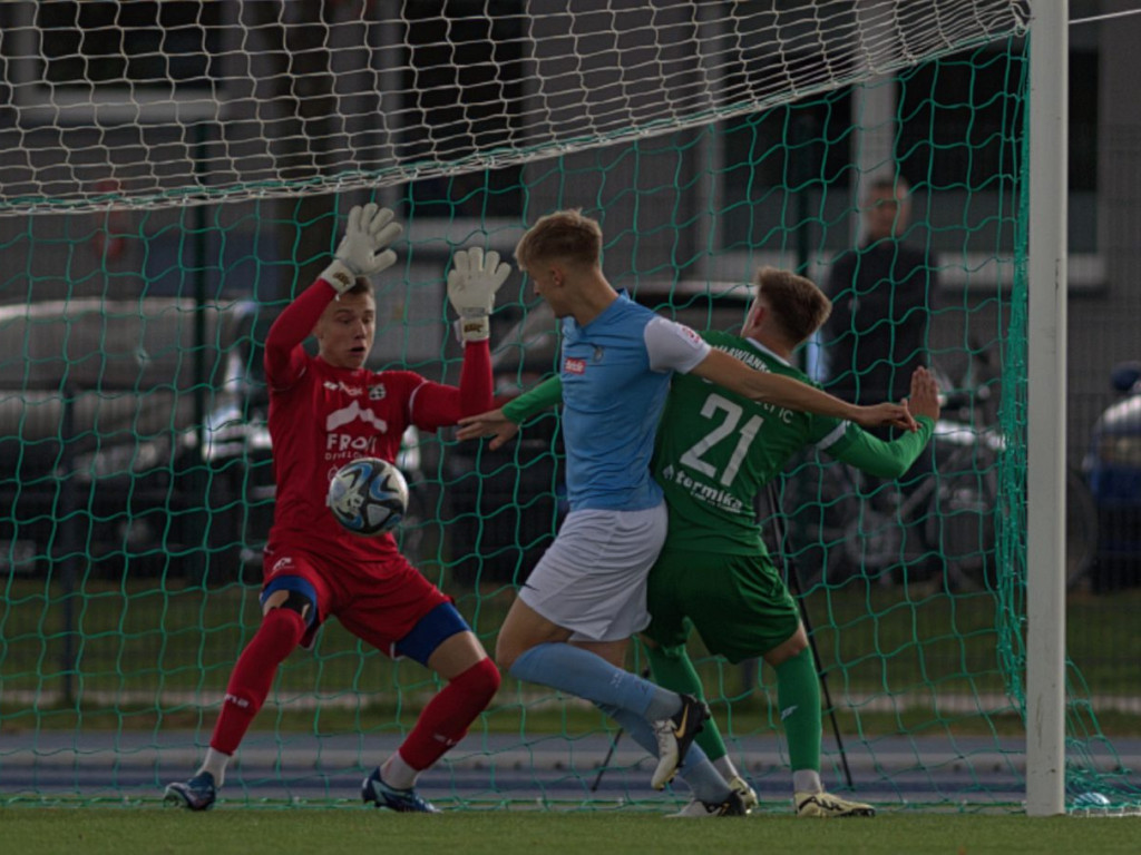 Na piątkę z Victorią. Kolejna kanonada w Mławie