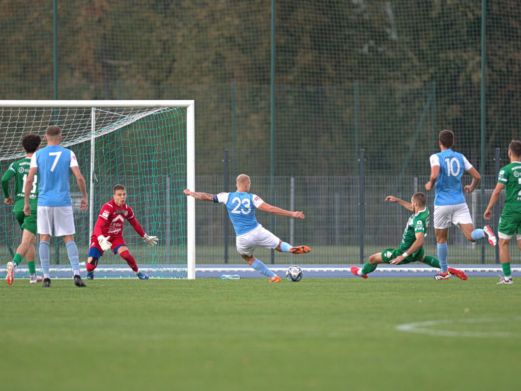 Na piątkę z Victorią. Kolejna kanonada w Mławie