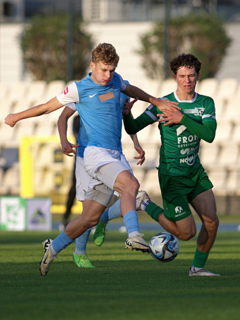 Na piątkę z Victorią. Kolejna kanonada w Mławie