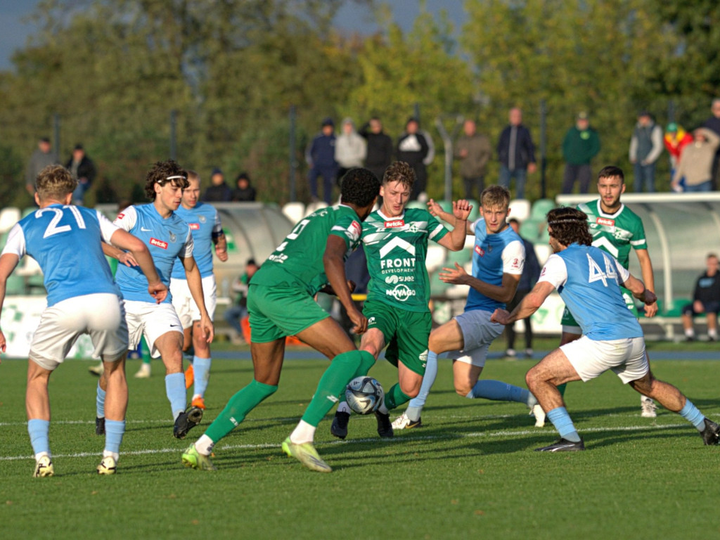 Na piątkę z Victorią. Kolejna kanonada w Mławie