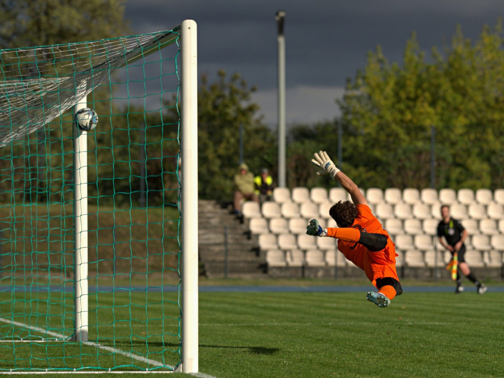 Na piątkę z Victorią. Kolejna kanonada w Mławie