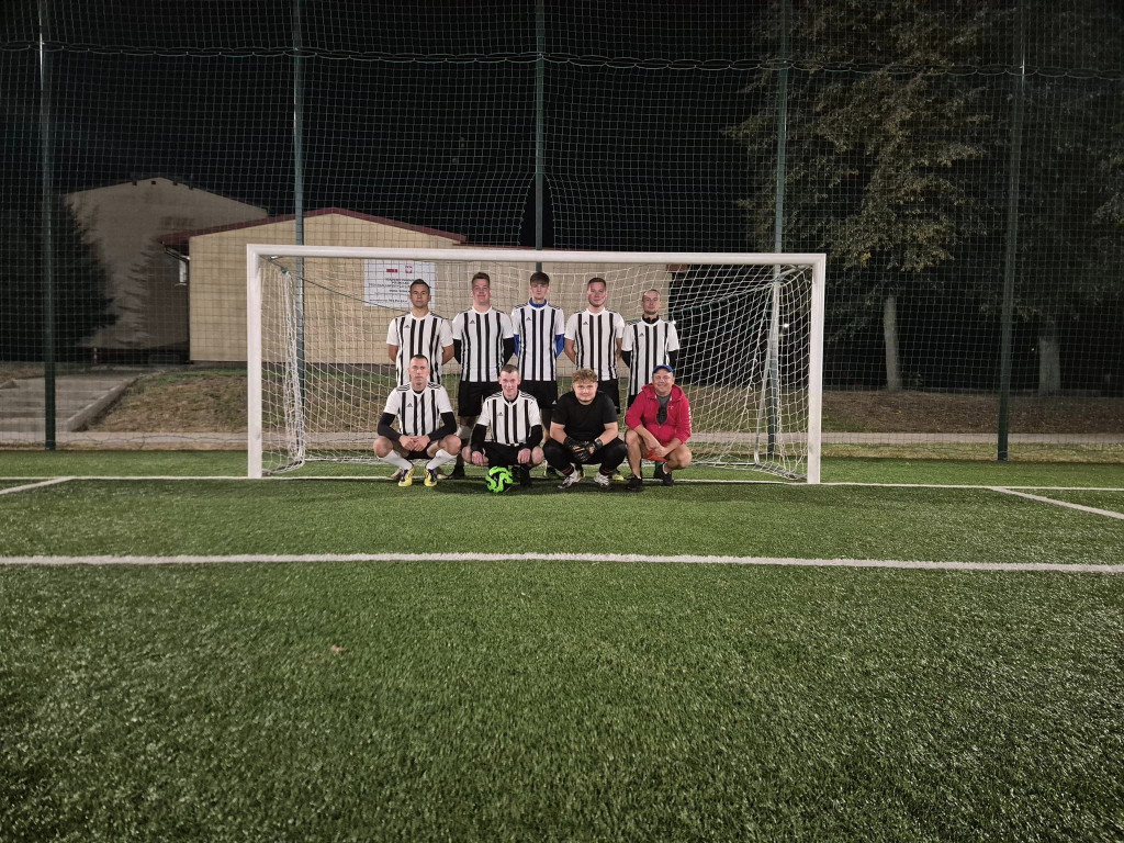 Czarna Elka z mistrzostwem. Jeziorski z koroną, Korneniev  MVP