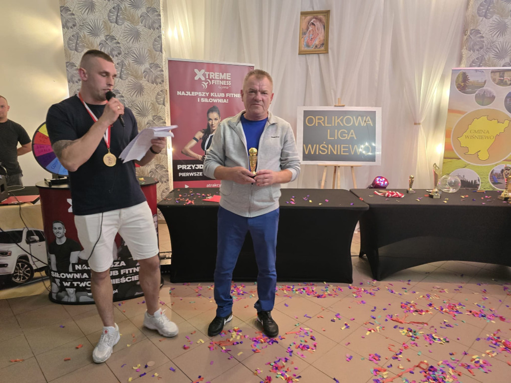 Czarna Elka z mistrzostwem. Jeziorski z koroną, Korneniev  MVP