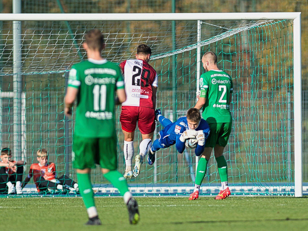 Dramatyczna końcówka. W dziesięciu bez punktu