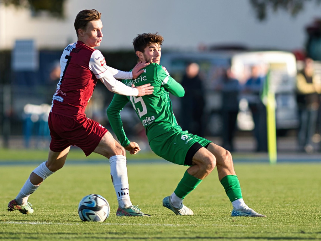 Dramatyczna końcówka. W dziesięciu bez punktu