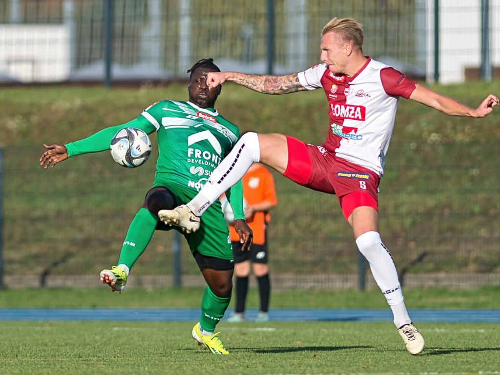 Dramatyczna końcówka. W dziesięciu bez punktu