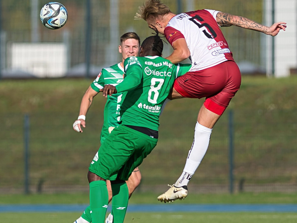 Dramatyczna końcówka. W dziesięciu bez punktu