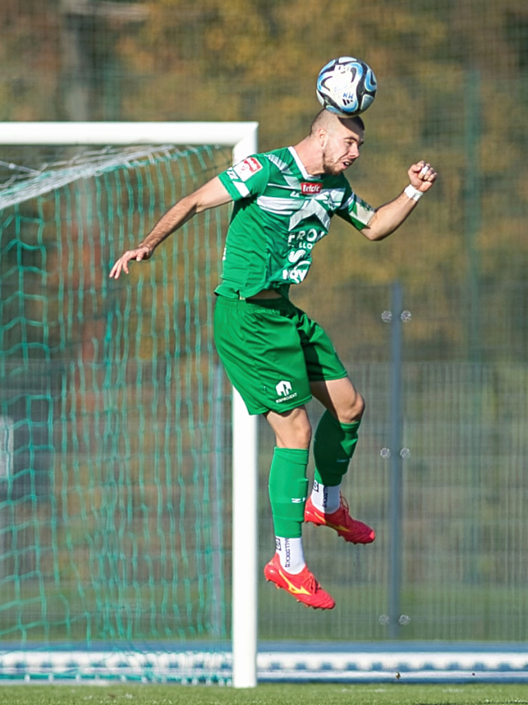 Dramatyczna końcówka. W dziesięciu bez punktu