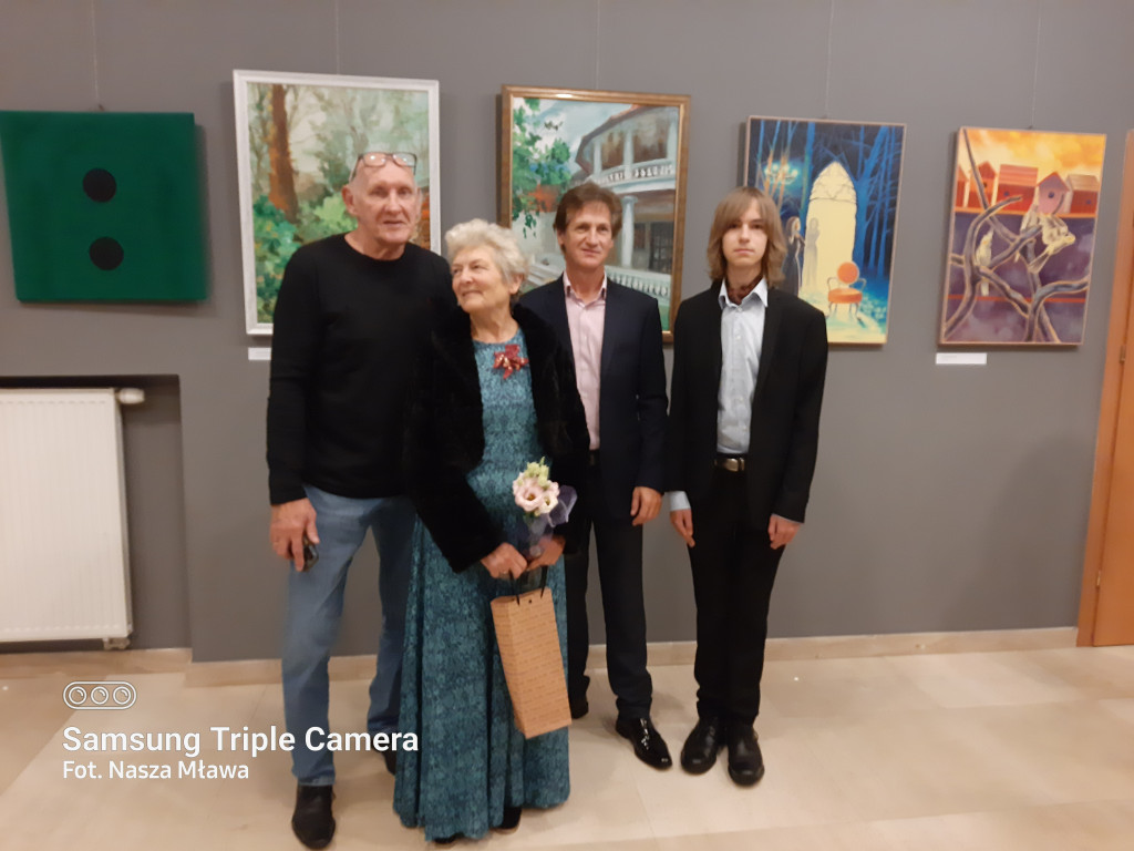 Mławianie na plenerze malarskim w Muzeum Romantyzmu w Opinogórze