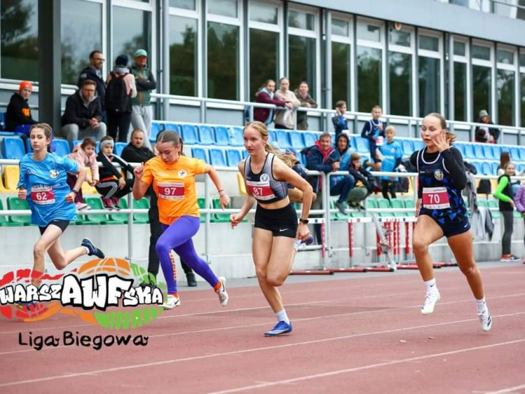 Warszawska liga z medalami i rekordami