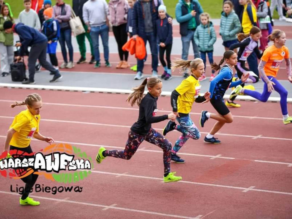 Warszawska liga z medalami i rekordami