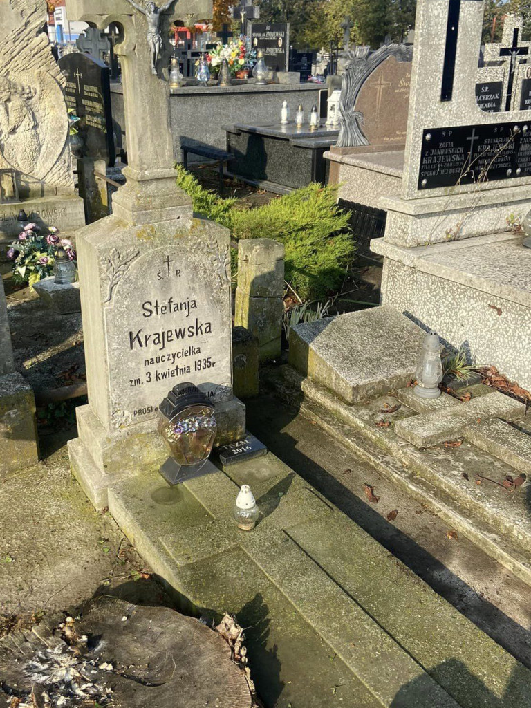 Kwesta na mławskich cmentarzach: Odnowione groby zasłużonych