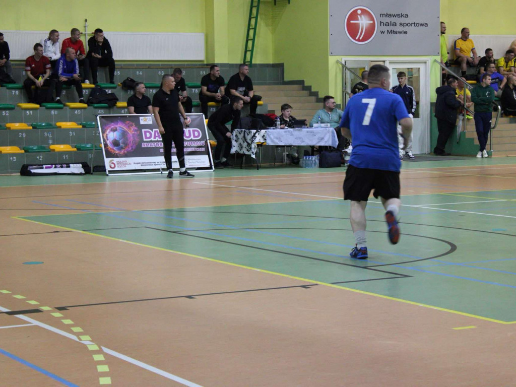 Otwarcie Wiśniewa na szóstkę. Trzynaście ekip na starcie