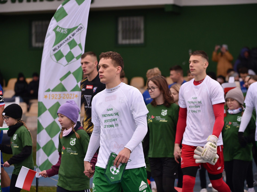 Kolejny sukces nad Bronią. Zły początek, udany finisz