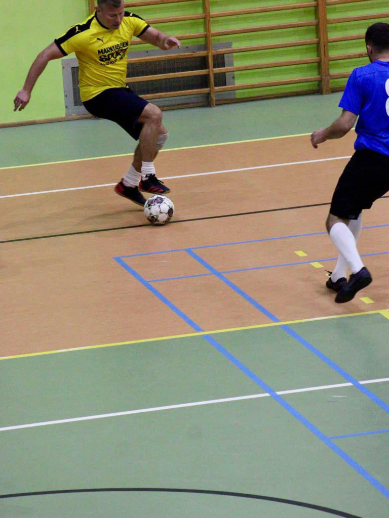 Mocne otwarcie mistrzów. Korneier razy cztery